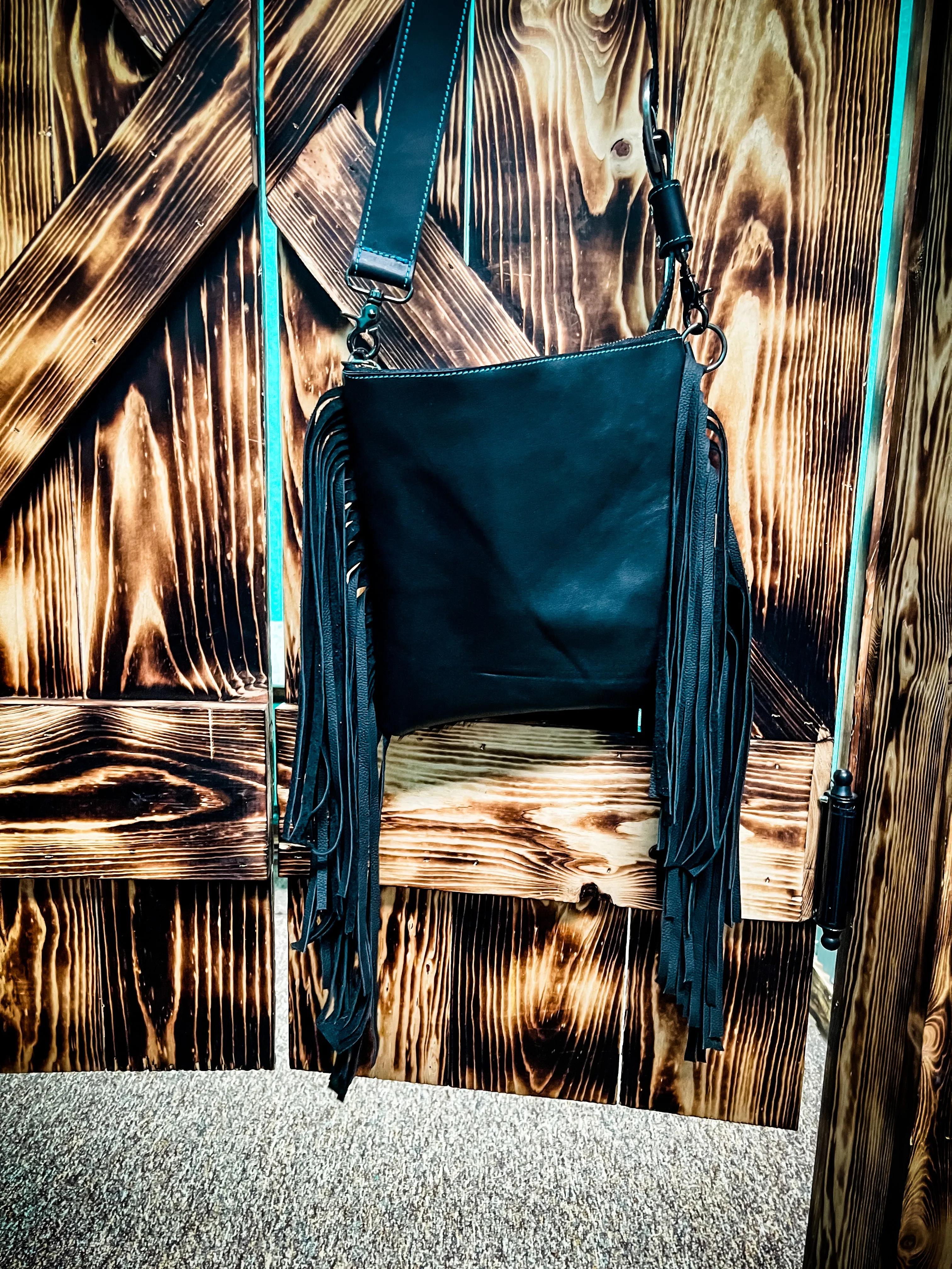 Aspen Crossbody 1115 Black & Turquoise