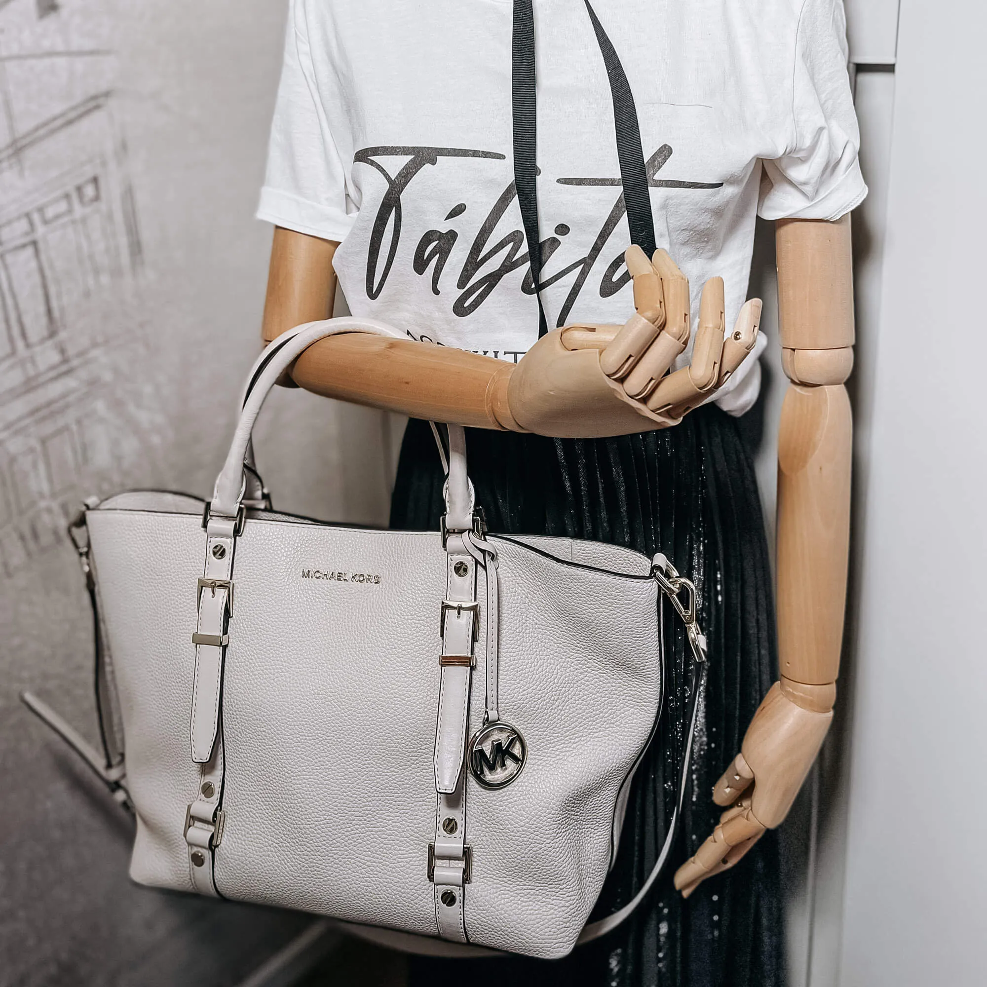 Bedford Legacy Leather Tote Off-White Large