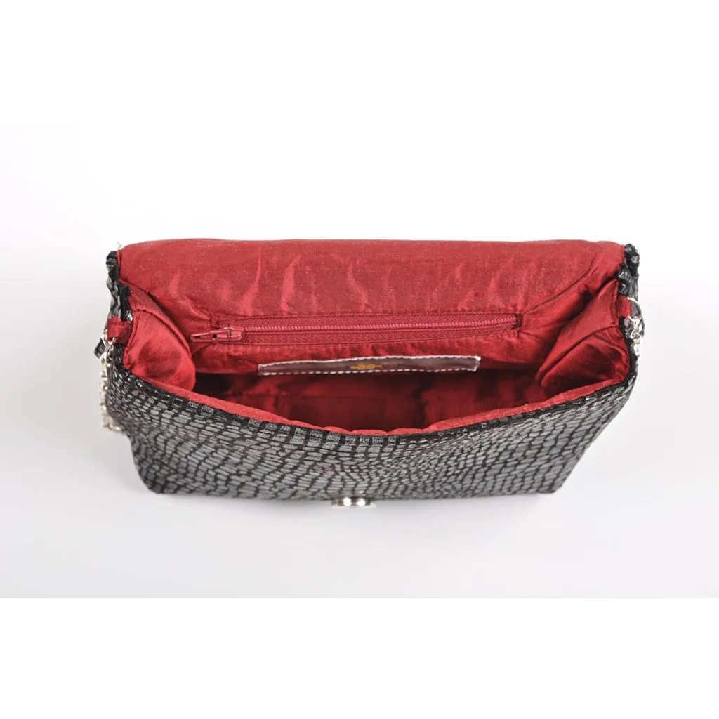 Boa Square Clutch in Black