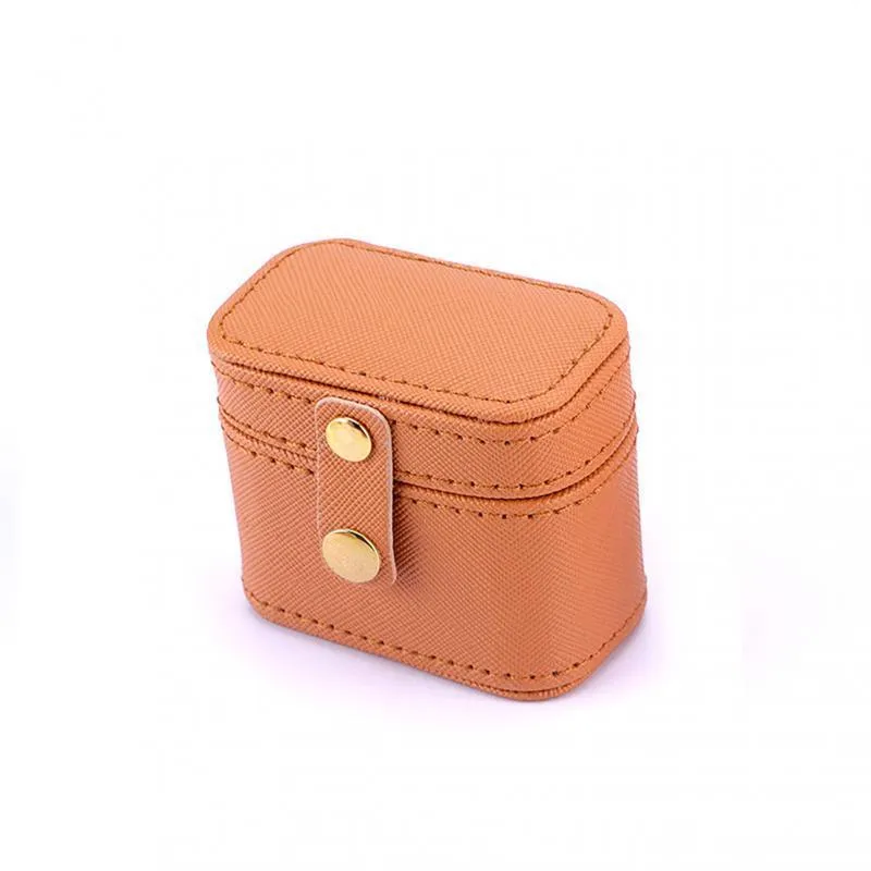 Elegant Compact Leather Jewelry Case with Soft Flannel Interior