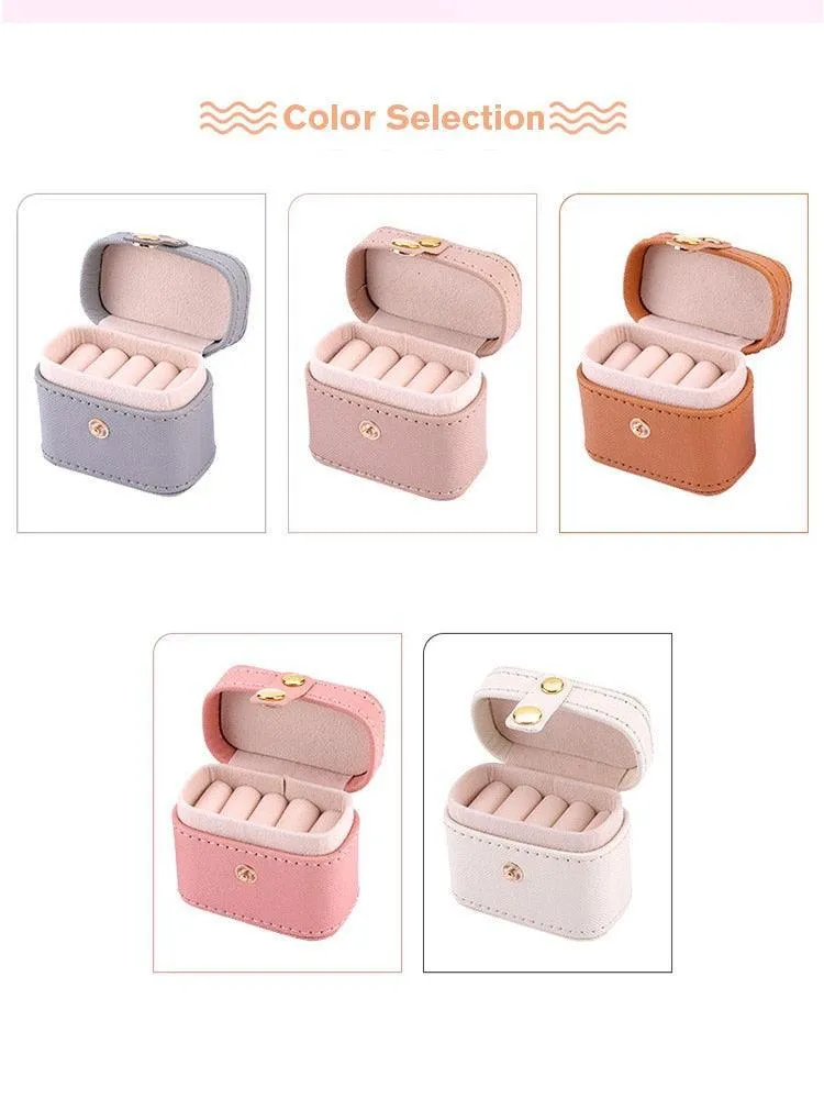 Elegant Compact Leather Jewelry Case with Soft Flannel Interior